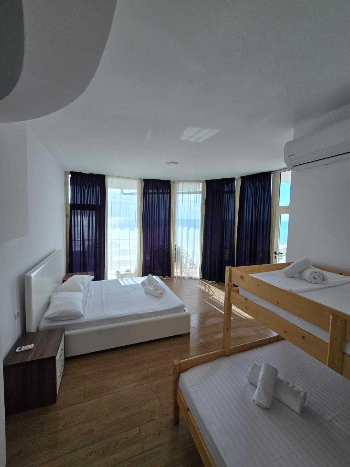 Blue Amr Hotel Shkallnur ภายนอก รูปภาพ